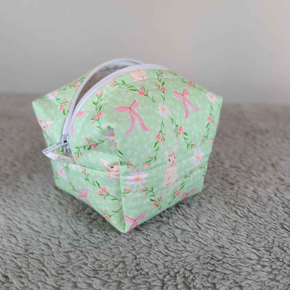 Green Easter Bunny Floral Tiny Boxy Bag